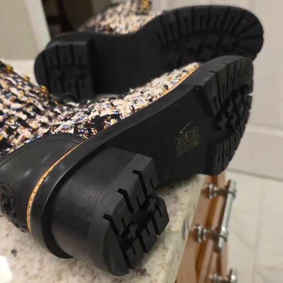 Tory Burch Black and Cream Tweed Lace Up Boots - Picture 9 of 11